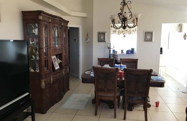 461 Daniels Pointe Drive photos photos