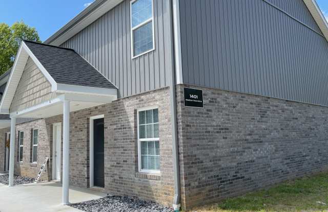 1401 Stadium View Drive Gallery 1