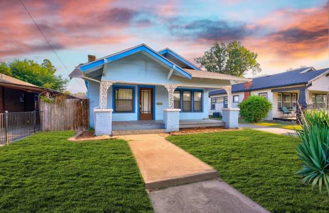 Beautiful 3 Bed 2 Path near the Plaza District: 1927 NW 14th Street - 1927 Northwest 14th Street, Oklahoma City, OK 73106 Beautiful 3 Bed 2 Path near the Plaza District: 1927 NW 14th Street - 1927 Northwest 14th Street, Oklahoma City, OK 73106