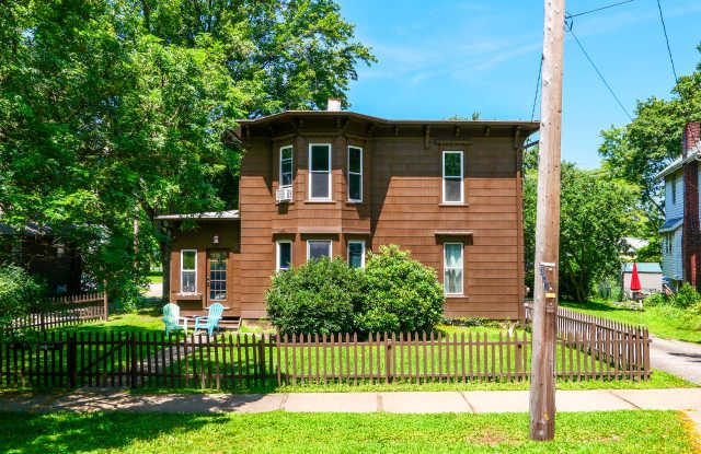 309 Lake St photos photos