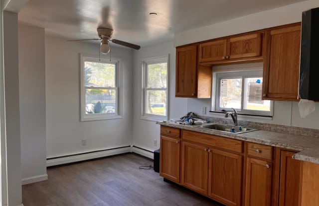 81 Atlantic Avenue - 81 Atlantic Avenue, West Sayville, NY 11796