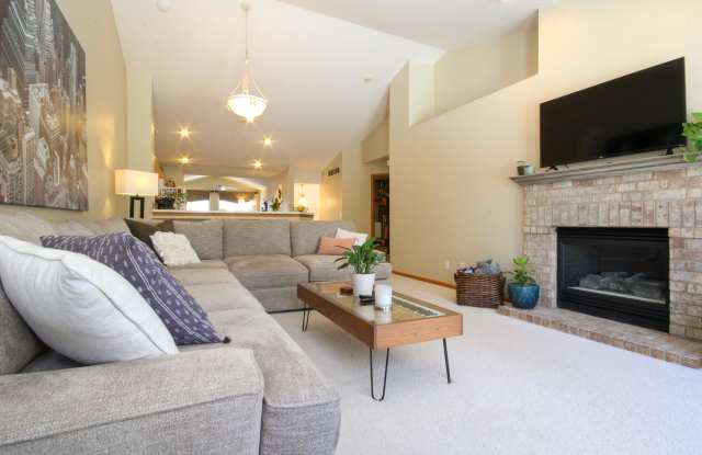2184 Water Lilly Ln. Gallery 2