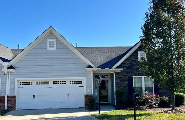 Three bedroom, 2 bath townhome in Gibsonville Gallery 3