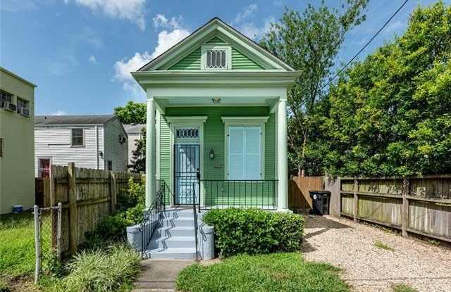 8314 JEANNETTE Street - 8314 Jeannette Street, New Orleans, LA 70118 8314 JEANNETTE Street - 8314 Jeannette Street, New Orleans, LA 70118