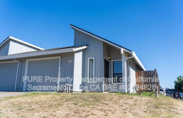 6620 Hometown Way - 6620 Hometown Way, Sacramento, CA 95828
