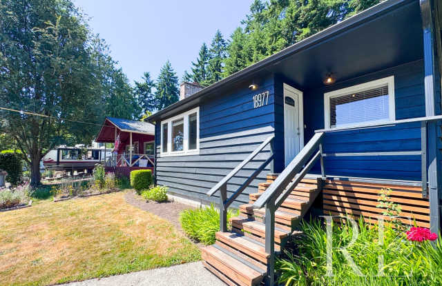Rustic Farmhouse Vibes in Charming Suquamish Rambler photos photos