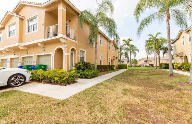 13157 SW 44th St photos photos