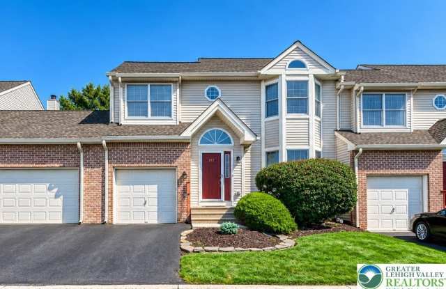 237 Ridings Circle Gallery 1