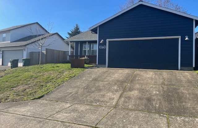 3 Bedroom 2 Bath Dundee OR 97115 Gallery 3