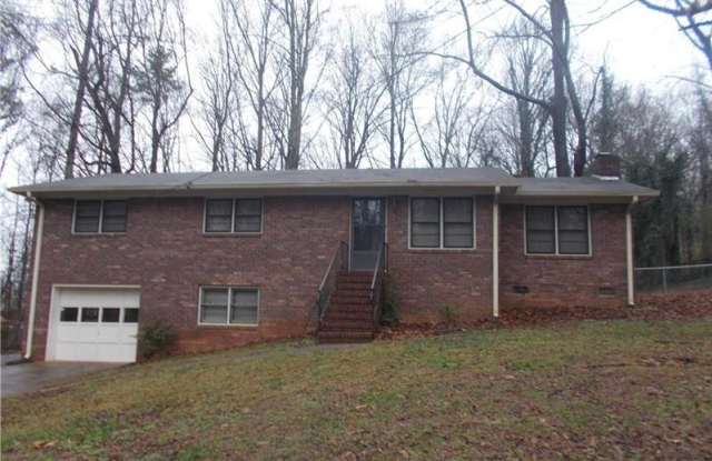 1412 Oakmont Drive Gallery 2