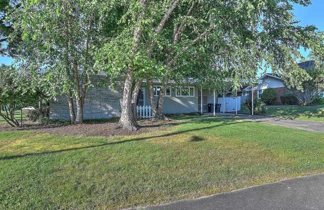 3 Bdrm / 2 Bath One Level Home   Kingsport, TN photos photos