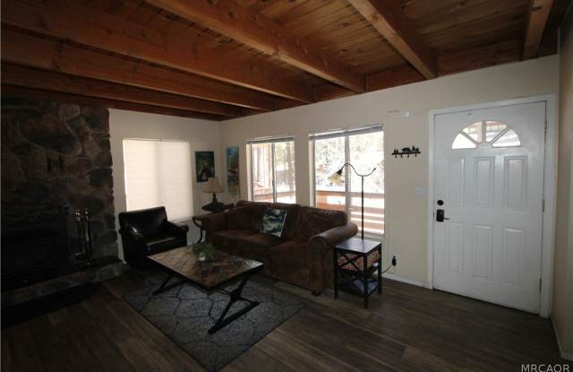 774 Summit Boulevard Gallery 4