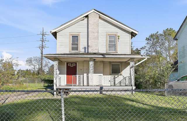 3 Bed 1 Bath Single Home in Dayton! Gallery 1