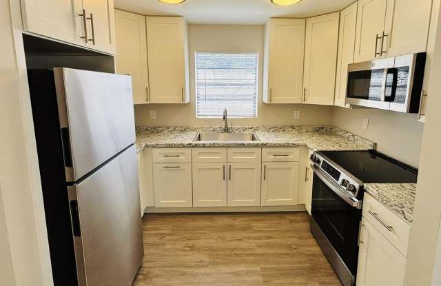 3082 Swain Boulevard photos photos