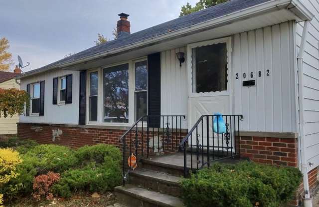 Charming 3-Bedroom Ranch with Spacious Garage in Maple Heights - 20682 Centuryway Road, Maple Heights, OH 44137