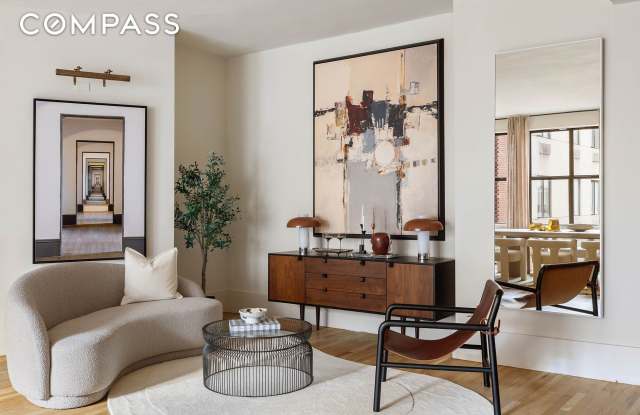 260 West Broadway photos photos