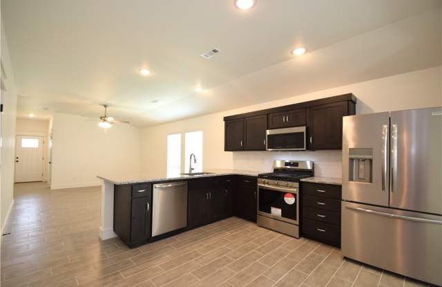 2071 Bluestem Drive Gallery 4