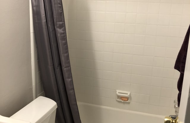 1732 18th St Nw - 1732 18th Street Northwest, Washington, DC 20009