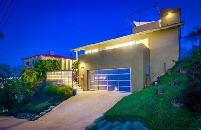3323 Carleton St - 3323 Carleton Street, San Diego, CA 92106