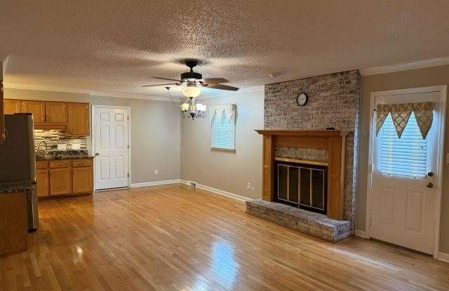 1215 Grider Pond Road Gallery 2