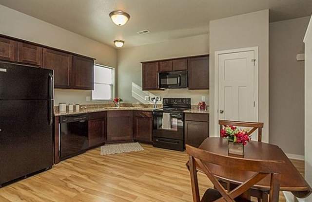 Twin Gates Townhomes Gallery 3