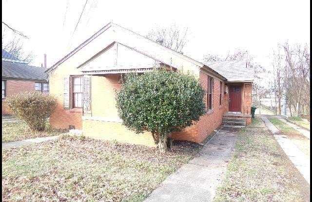 2320 S Louisiana Street Gallery 1