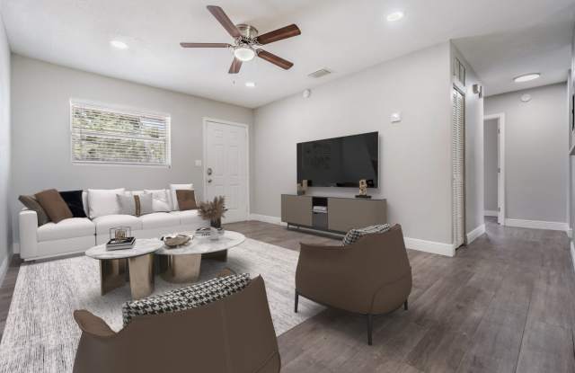 7018 Sarvis St photos photos