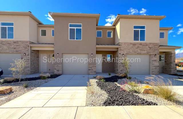 Brand New 3 bed, 2.5 Bath 1 car garage Townhome Gallery 1