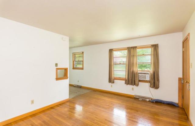1BR/1BA Duplex in Convenient Location! Hardwood floors, shaded backyard, central AC & heat. Convenience to the ARC, Gerbes, Broadway Shopping Center & Again St. Park! Gallery 2