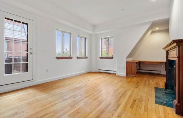 2 Clarendon St # 6543 photos photos
