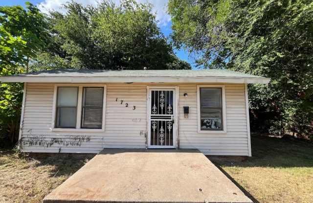 1 Bedroom Section 8 Home!! photos photos