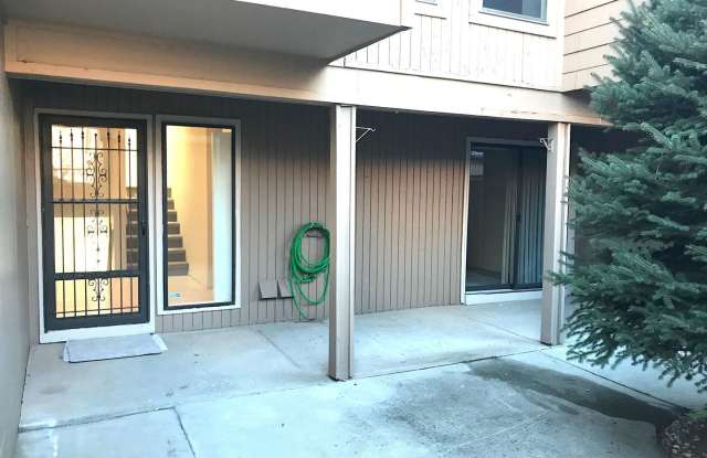 6507 Pinewood Drive Gallery 2