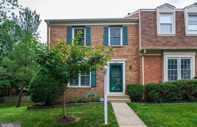 3716 MOUNT AIREY LANE - 3716 Mount Airey Lane, Annandale, VA 22003