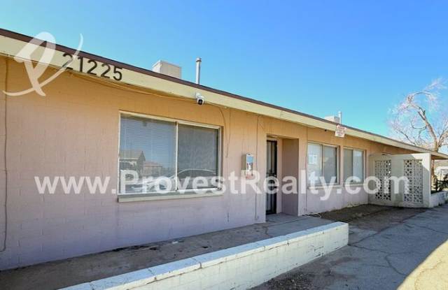 21225 Wigwam Street photos photos