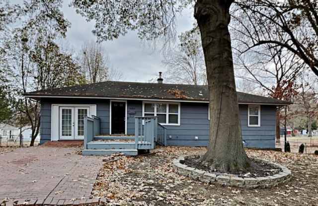 12803 12th St - 12803 12th Street, Grandview, MO 64030