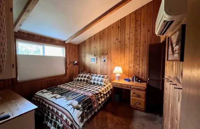 Fully Furnished Short Term Rental on Lake Samish! Gallery 4