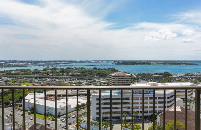98-351 Koauka LoopThe Park At Pearlridge Gallery 3