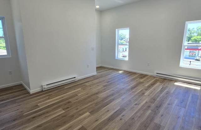 514 Lincoln Way East - 2 Gallery 4