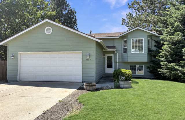 2565 North Stagecoach Drive Gallery 1