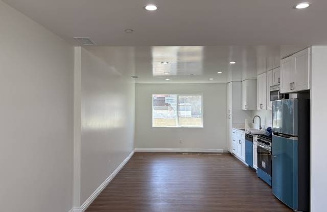 9737 Lev Avenue photos photos