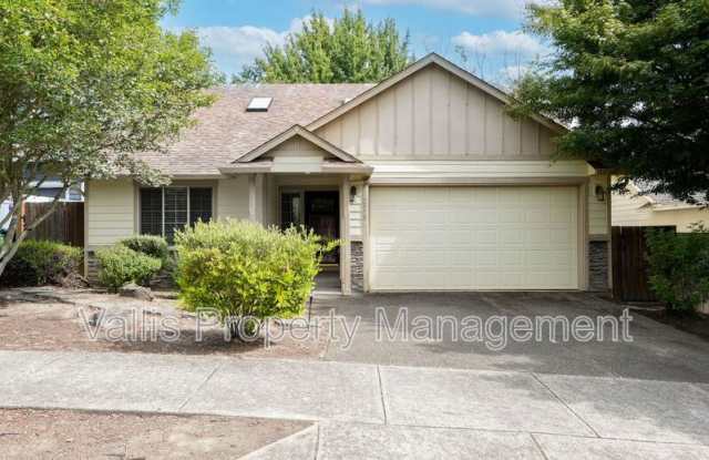 2173 Laurine Court Northeast - 2173 Laurine Court Northeast, Salem, OR 97301