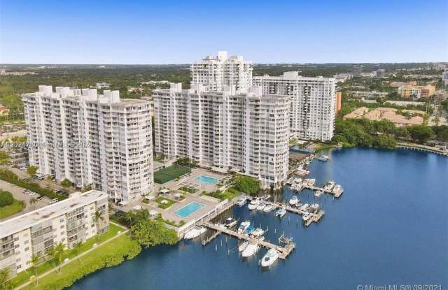 18081 Biscayne Blvd - 18081 Biscayne Boulevard, Aventura, FL 33160