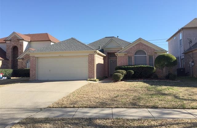 2211 Arbor Chase Circle - 2211 Arbor Chase Circle, Arlington, TX 76011