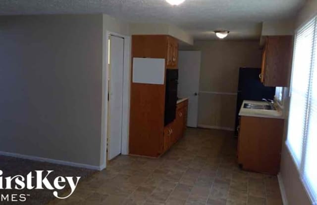 11048 McDowell Drive Gallery 4