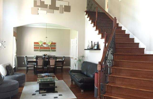 4409 HAWKHURST Drive Gallery 3