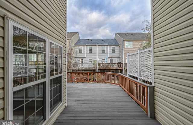 8928 PURPLE LILAC CIRCLE Gallery 4