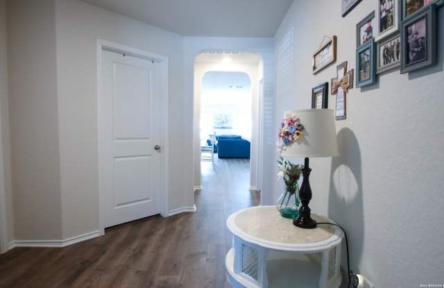 3602 Copper Willow Gallery 3