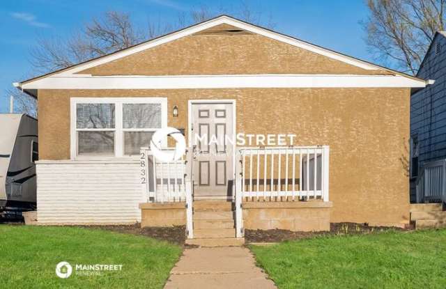 2832 Azelda Street photos photos