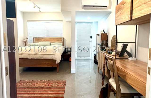 626 Meridian Ave photos photos