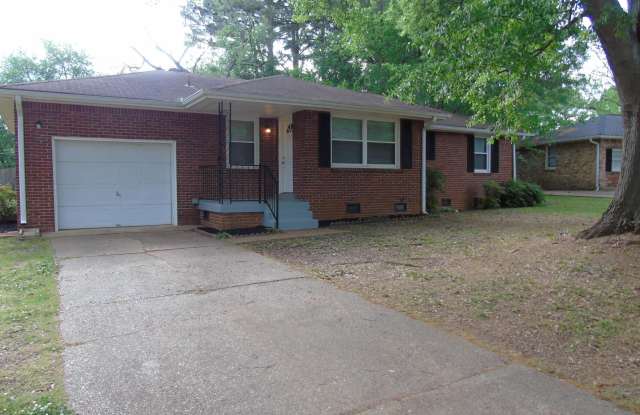 704 Graycroft Drive SE photos photos